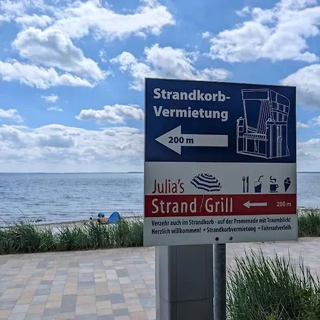 Ruhige Terrassenwohnung In Strandnaehe Sierksdorf Fuer 4 Personen Exterior photo